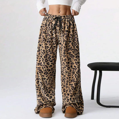 Wild Leopard Side Pocket Pants